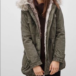 Aritzia Talula Winter Coat